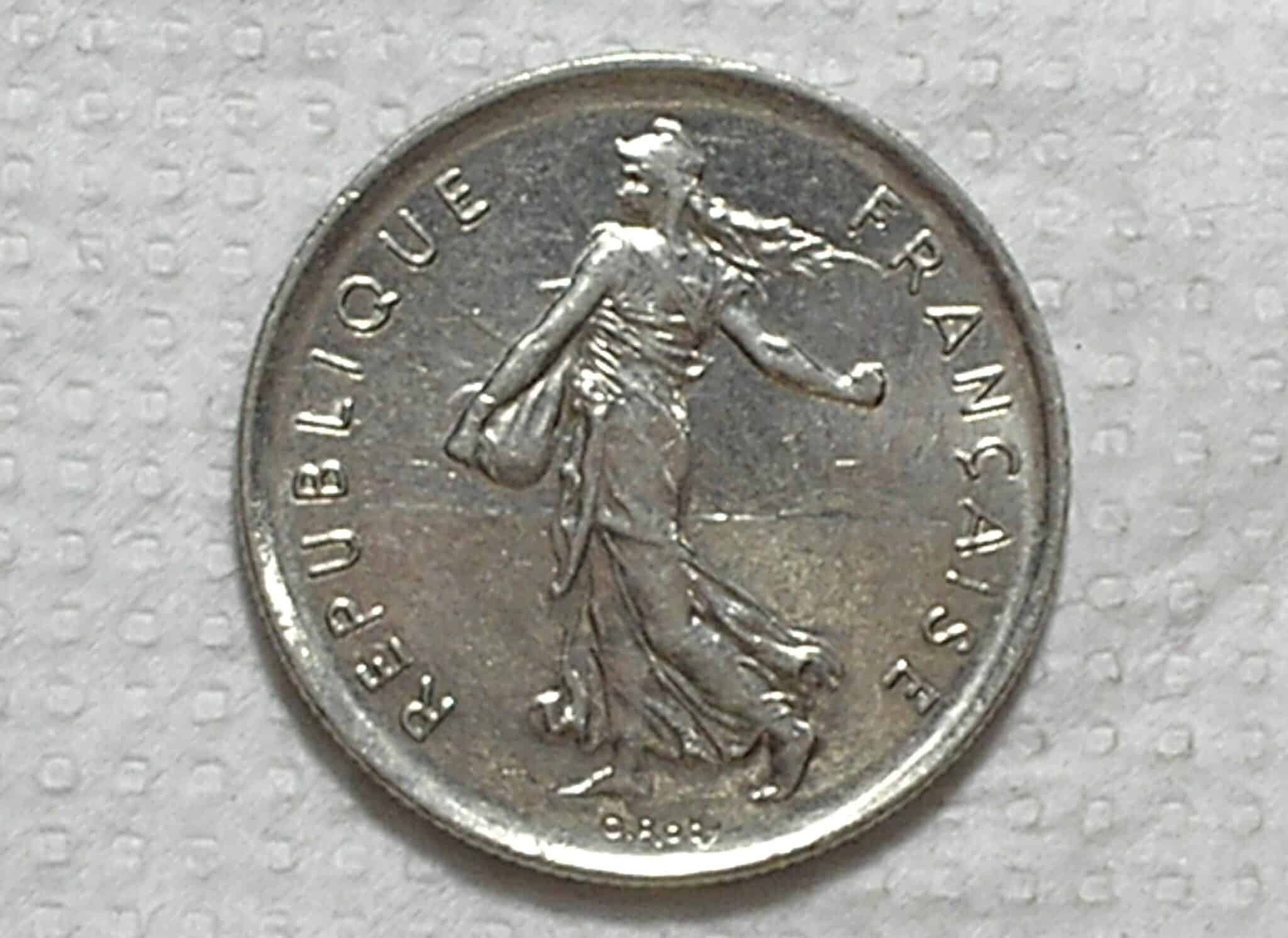 | Casa do Colecionador França) 5 Francs - 1971 / 10g - 29mm / Ni-Clad/St / S/Fc /