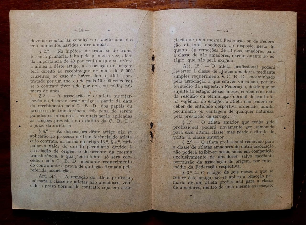 | Casa do Colecionador Lei de Transferência de Atletas - Confederação Brasileira de Desportos - 1943