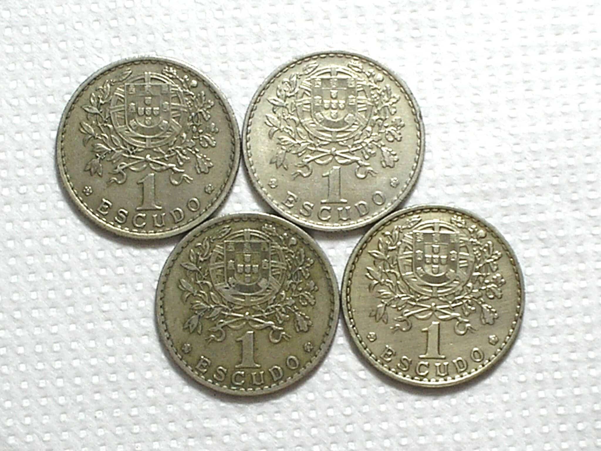 | Casa do Colecionador Portugal) 1 Escudo - 1957 - 1961 -1962 - 1968 / 26mm / co/Ni / box54