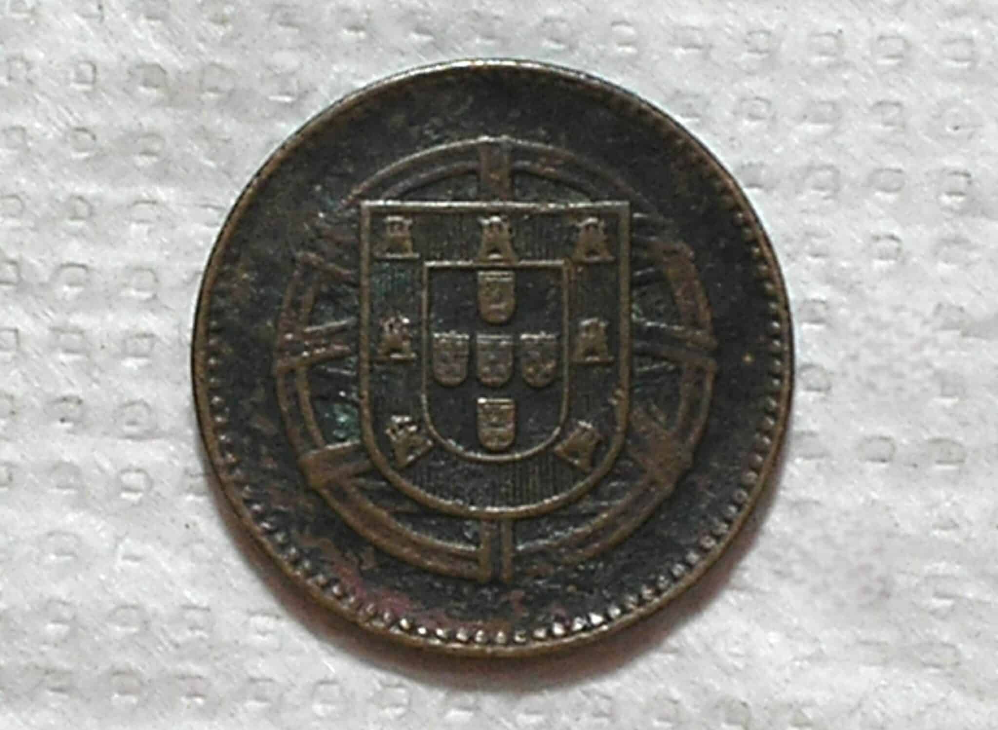 | Casa do Colecionador Portugal) 2 Centavos - 1918 / Bronze / box54