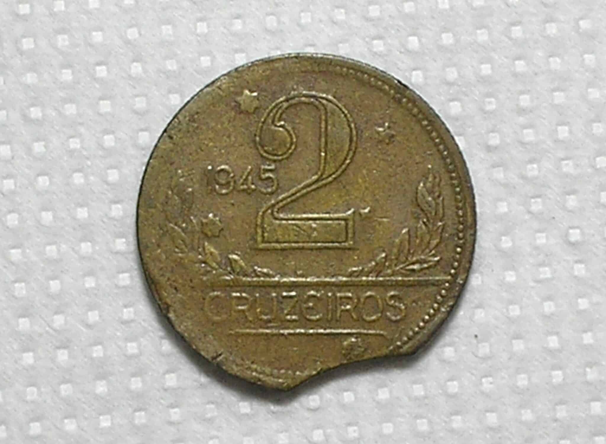 | Casa do Colecionador 2 Cruzeiros - 1945 / Final de chapa - disco defeituoso / Bz/al / box54
