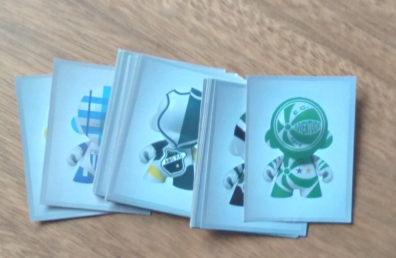 | Casa do Colecionador Figurinhas Panini Campeonato Brasileiro 2009. Valor de cada bonequinho
