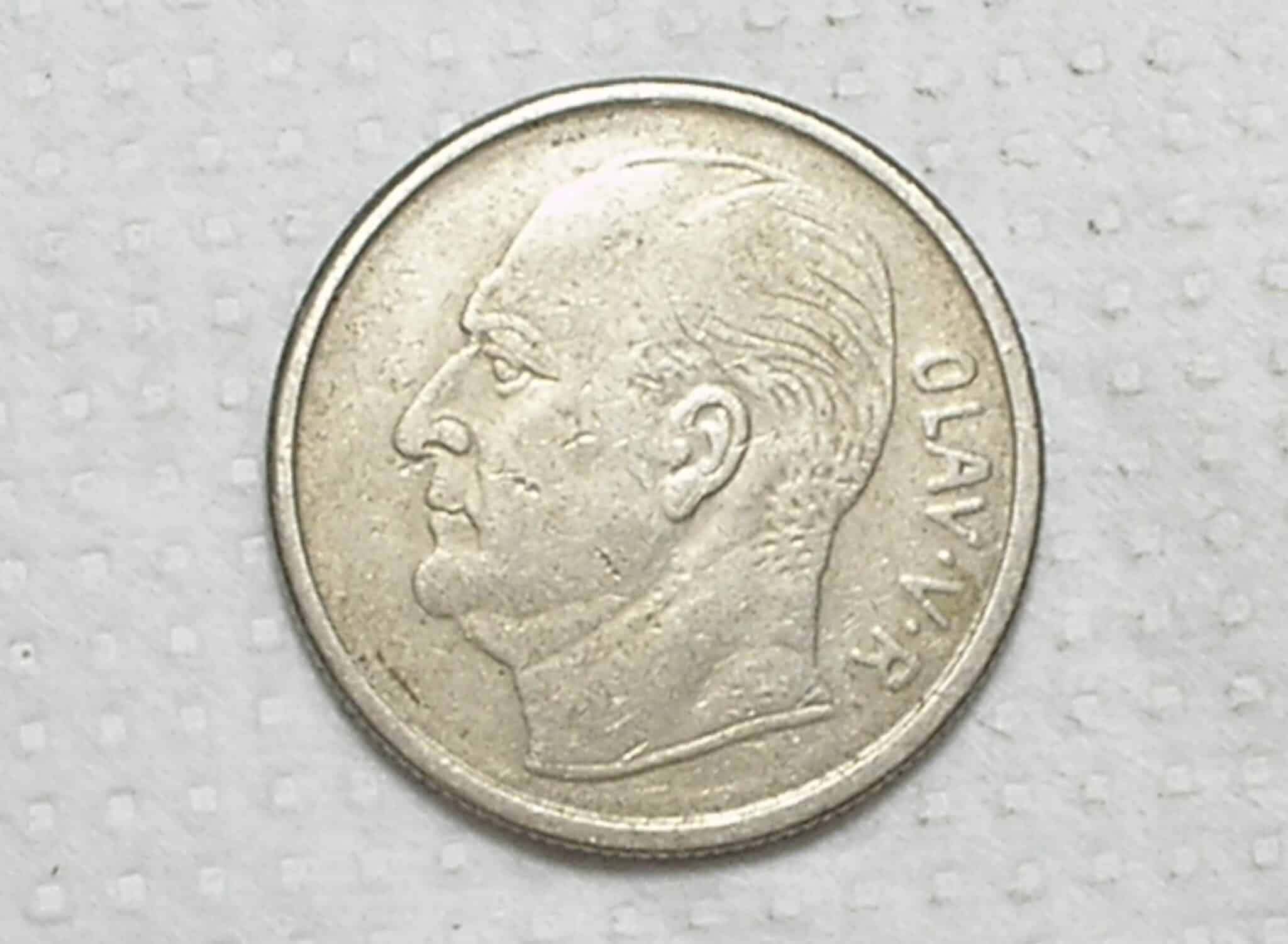 | Casa do Colecionador Noruega) 1 Krone - 1968 / 25mm - 7g / Co/Ni / box55
