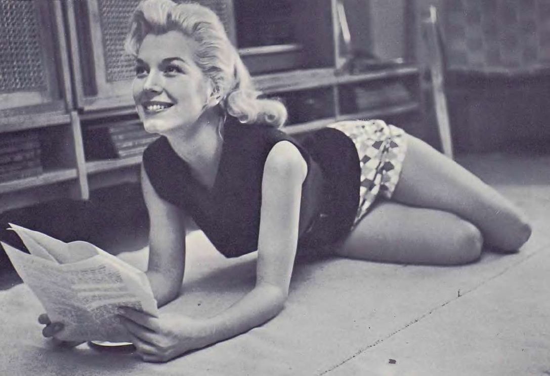 | Casa do Colecionador Playboy Americana Nº 027 em PDF - Marian Stafford - Março de 1956