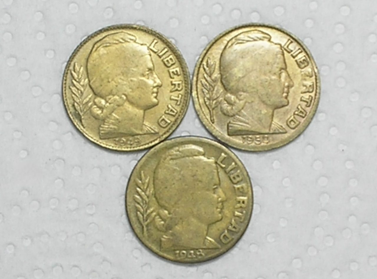 | Casa do Colecionador Argentina) 10 Centavos - 1948/1949/1950 / Bz/Al / box56