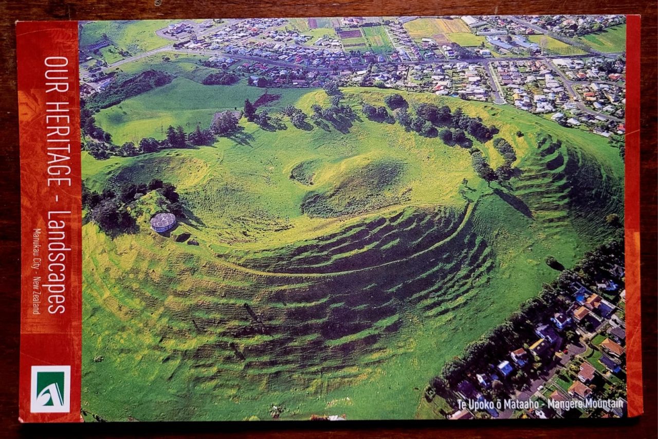 Cartão Postal Estrangeiro - Nova Zelândia (Auckland) Montanha Mangere