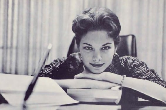 | Casa do Colecionador Playboy Americana Nº 072 em PDF - Ellen Straton - Dezembro de 1959 (Edição de 6º Aniversário)