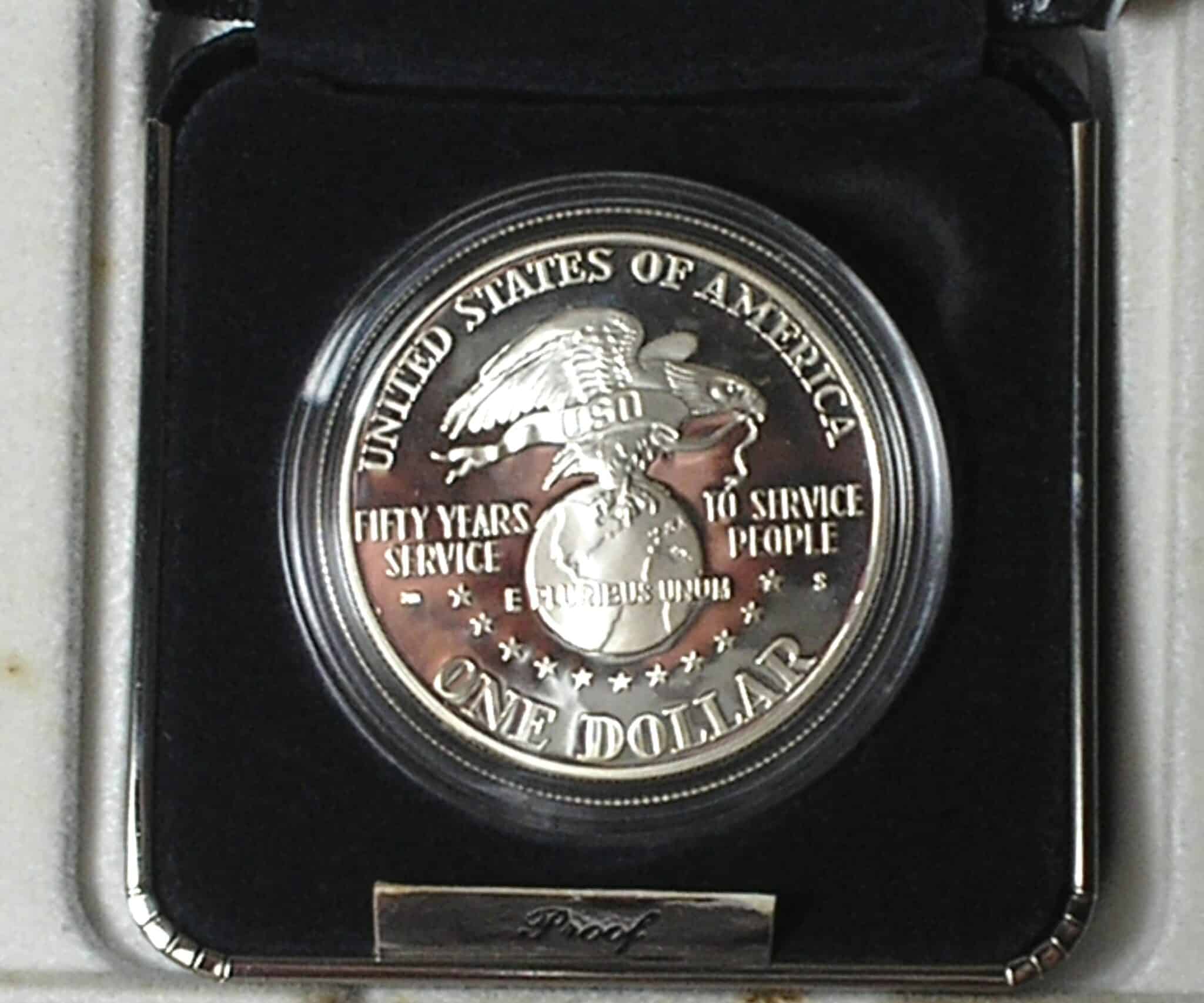 | Casa do Colecionador Usa) Estojo 1 Dollar - 1991-S "Comemorativa aos 50 anos do USO - United Service Organization" / Prata Proof / cod. ems.2