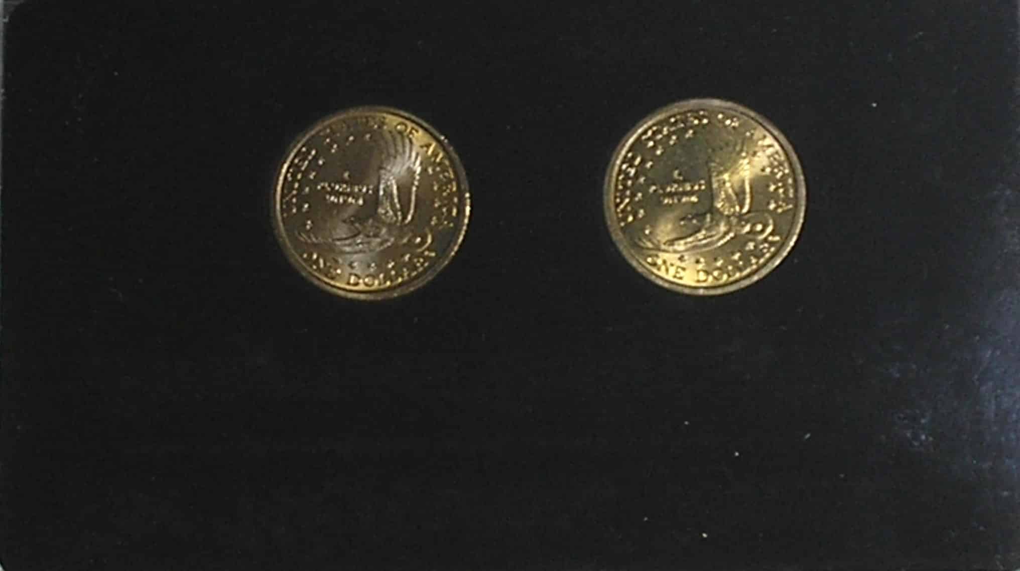 | Casa do Colecionador Usa) Estojo 1 Dollar - 2004-Philadelphia e Denver / Sacagawea - The West Journey / Uncirculated / cod.ems.2