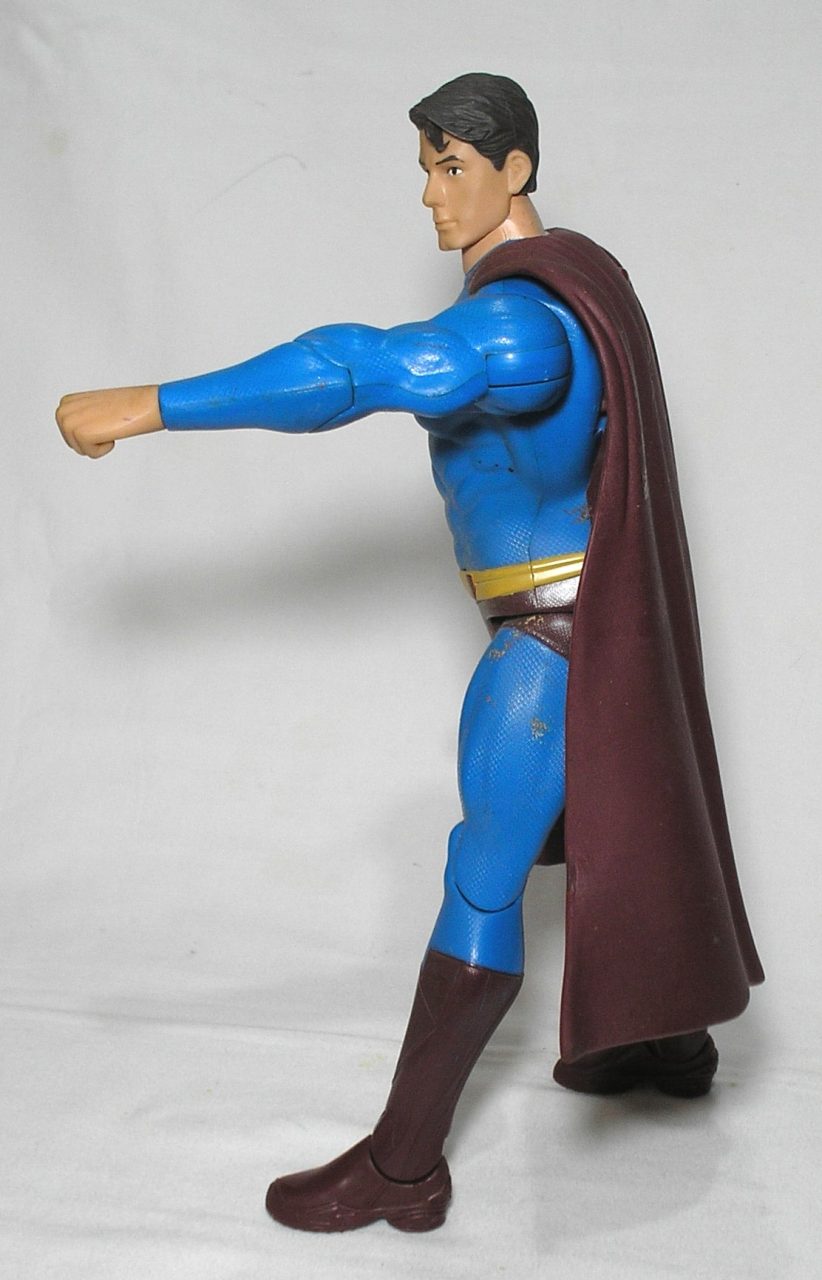 | Casa do Colecionador Boneco - Super Homem, Todo Articulado e com função de botão para articular braços em movimentos, fica em pé, Tamanho 30 cm altura / Original Mattel capa marron