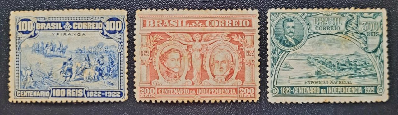 | Casa do Colecionador Comemorativos - RHM C0014 a C0016 (Novos) Série Completa - Centenário da Independência e Exposição Nacional do Brasil - 07/09/1922 (Selos da República)