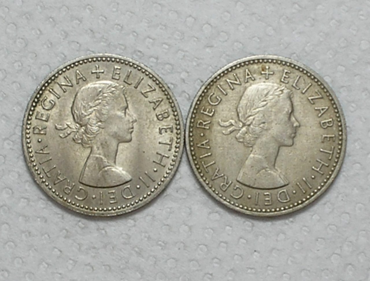 | Casa do Colecionador Inglaterra) 1 Shilling -1957 / 1958 / English e Scottish - Elizabeth II / 23,5mm / Co/Ni / Mbc/S / box56