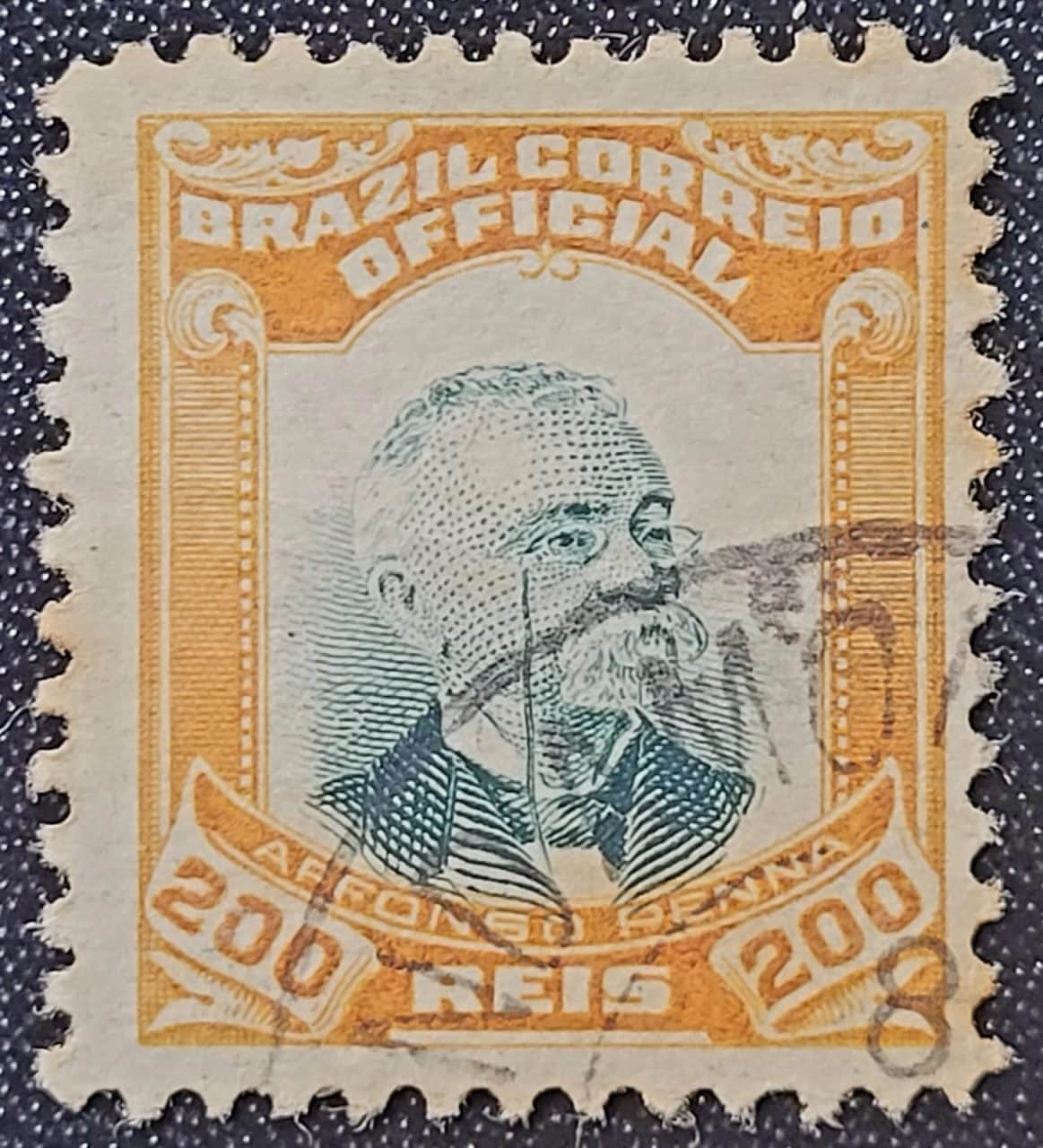 | Casa do Colecionador Oficiais - RHM O-05 (Usado) 200 Réis - Affonso Pena - 08/11/1906 (Selos do Brasil)