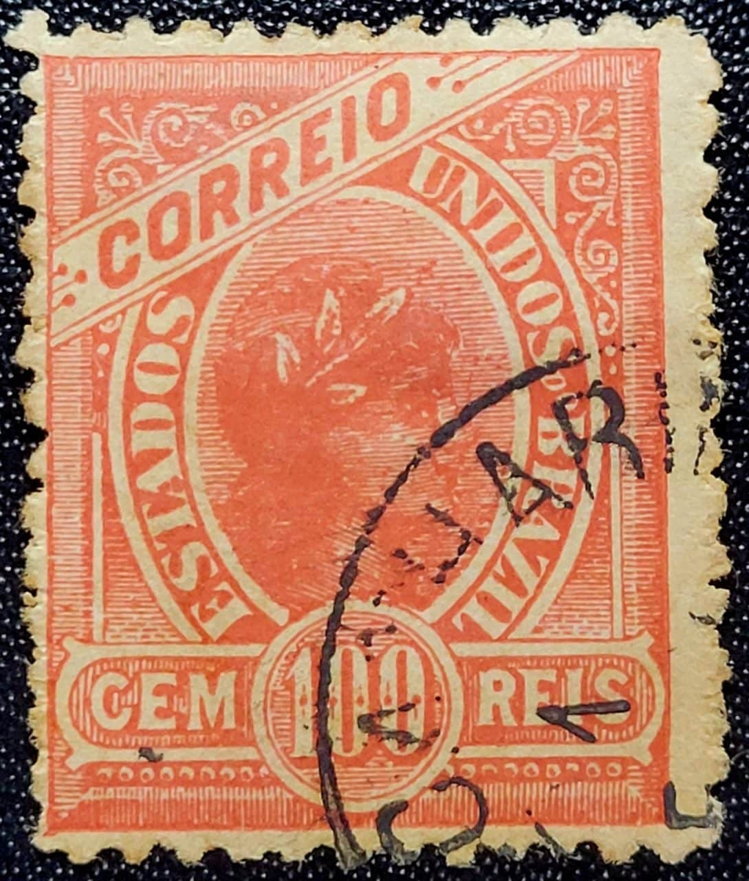 | Casa do Colecionador Regulares - RHM 102 (Usado) 100 Réis - Tipos Anteriores "Madrugada Republicana" Margens Grandes - 1902/1905 (Selos do Brasil)