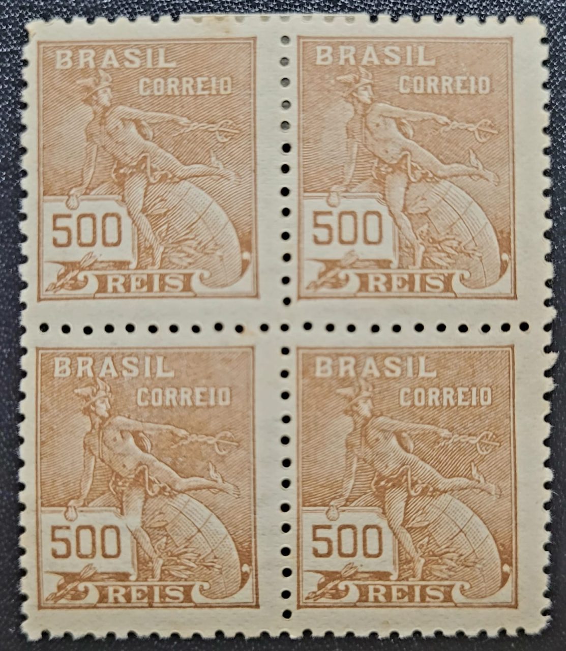 | Casa do Colecionador Regulares - RHM 304 (Novos) Quadra 500 Réis - Mercúrio e Globo - Vovó Parte 2 - 1936/37 (Selos do Brasil)