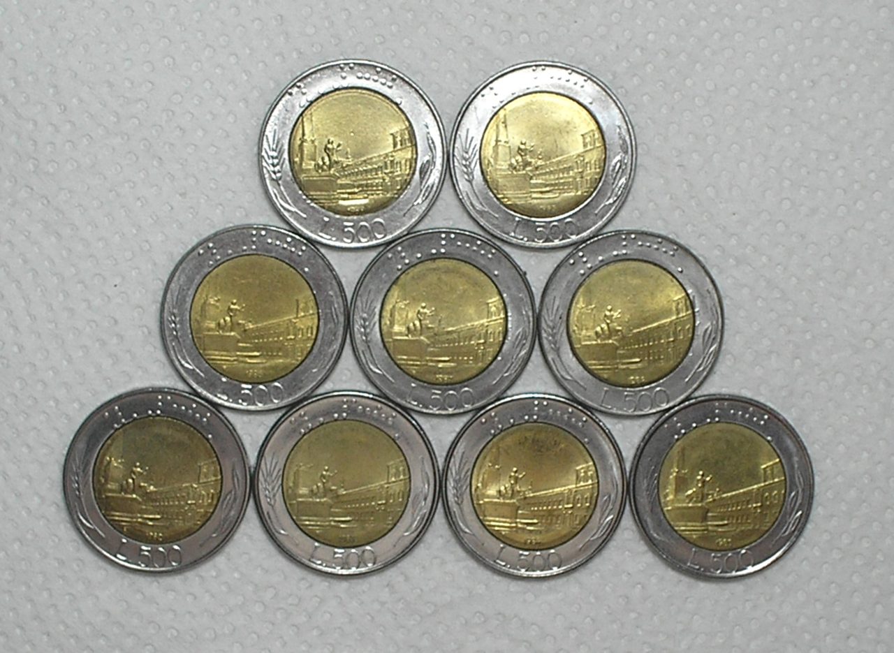 | Casa do Colecionador França) 500 Liras - 1982 - 1983 - 1984 - 1985 - 1986 / 1987 - 1988 - 1989 - 1995 / Bimetal / Fc / m460
