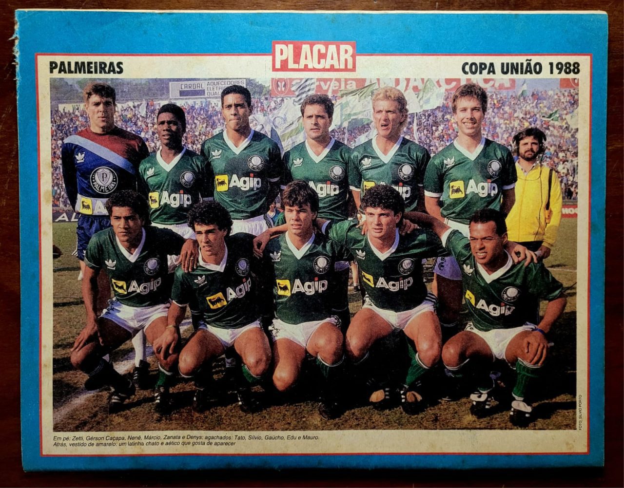 | Casa do Colecionador Placar Nº 0954 (Revista com 60 Escudinhos para Botões + Pôster Palmeiras) 16/09/1988