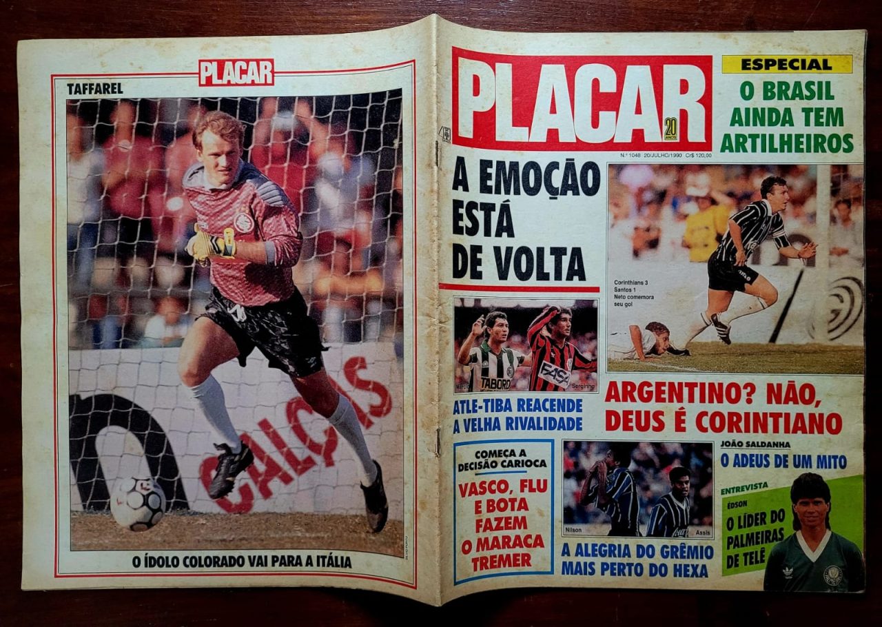 | Casa do Colecionador Placar Nº 1048 (Revista com 24 Escudinhos para Botões + Pôster Taffarel) 20/07/1990