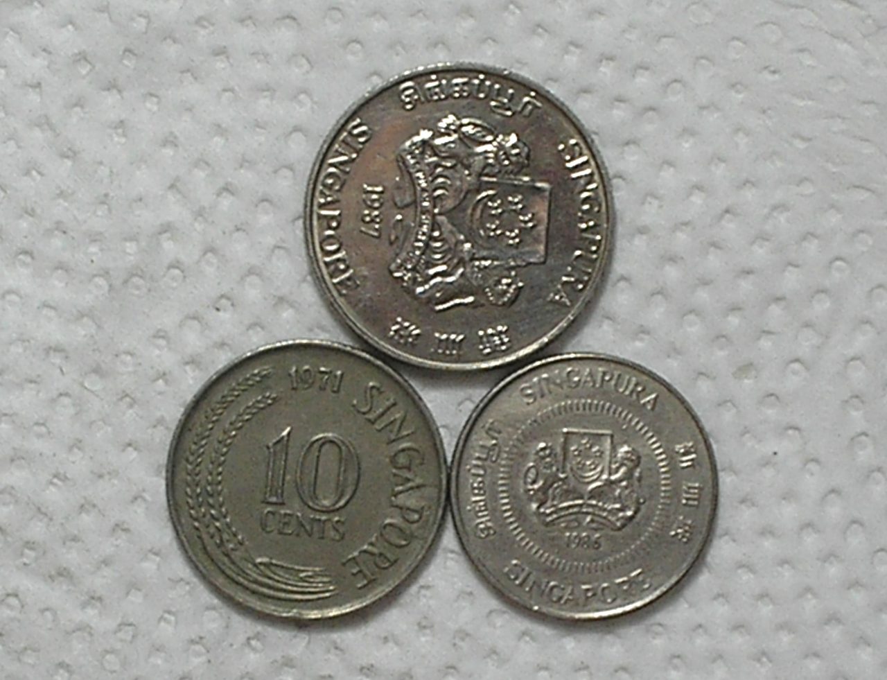 | Casa do Colecionador Singapura) 10 Cents - 1971 - 1986 + 20 Cents - 1987 / Co/Ni / box58