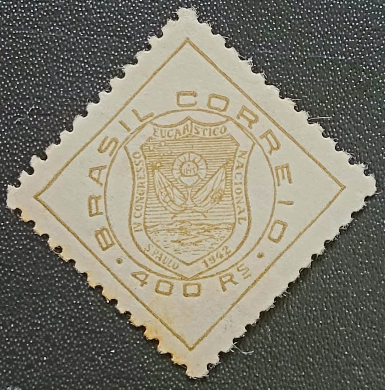 | Casa do Colecionador Comemorativos - RHM C0177 (Novo com Goma) 4º Congresso Eucarístico Nacional - São Paulo - 30/09/1942