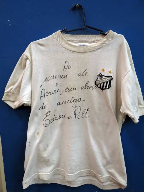| Casa do Colecionador Autógrafo do Pelé sobre o Bloco RHM B-28 - Milésimo Gol do Pelé