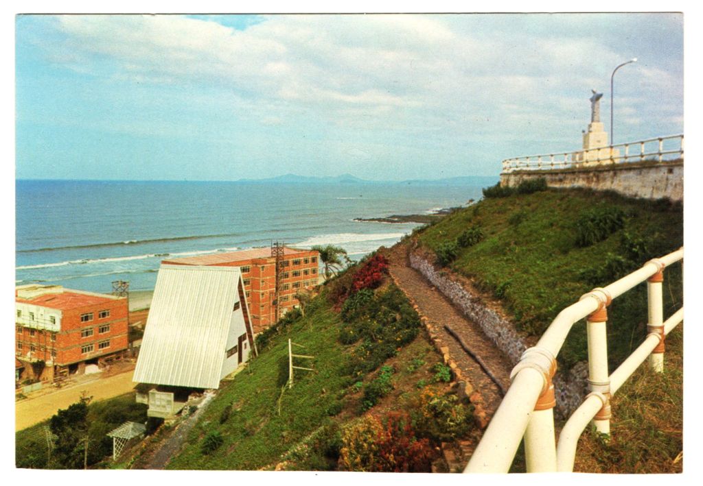| Casa do Colecionador Cartão Postal Vista Parcial da Praia - Barra Velha ( SC ) - Anos 70