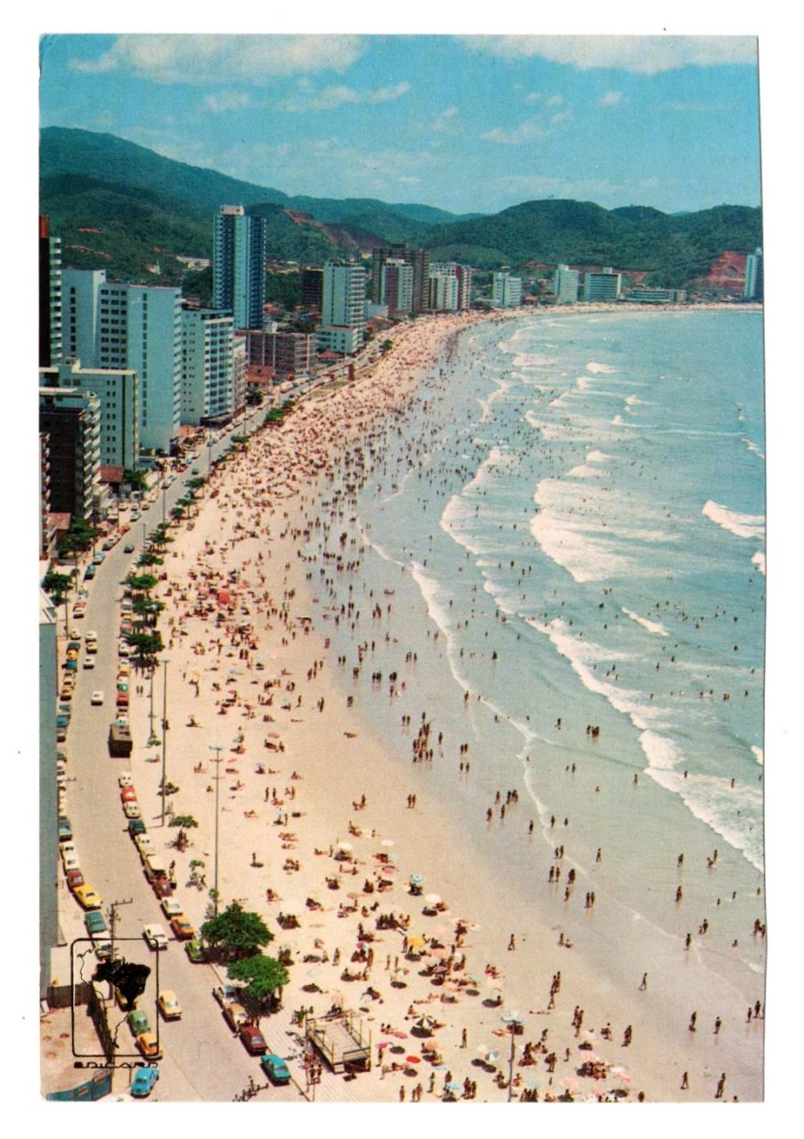 | Casa do Colecionador Cartão Postal Vista Parcial Praia de Balneario Camboriu ( SC ) - Anos 80