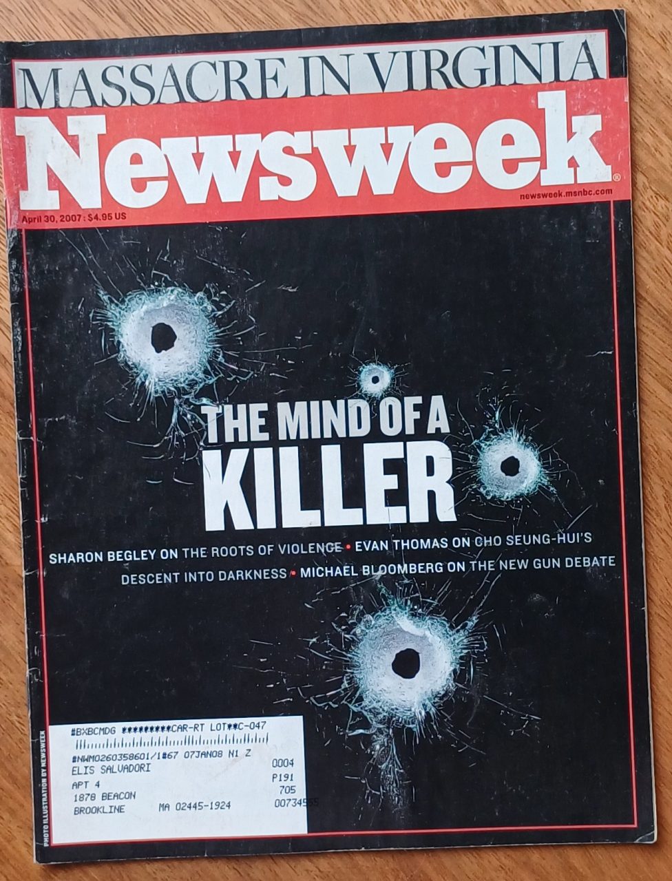 | Casa do Colecionador R27g. Revista em inglês Newsweek abr 2007. The Mind of a killer.