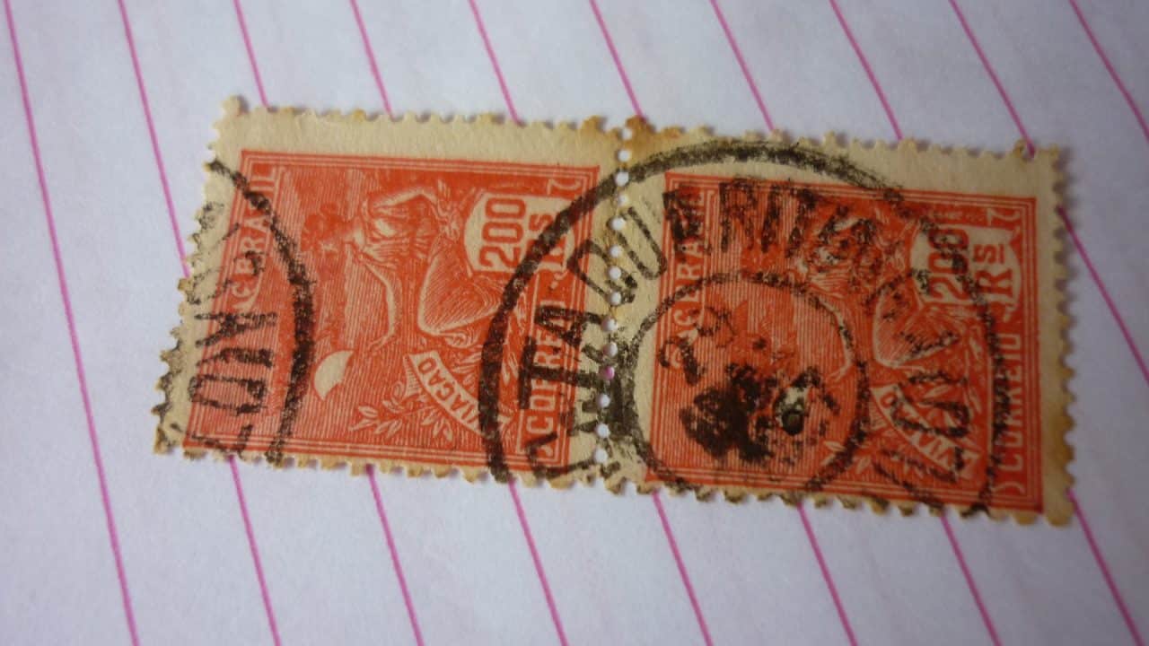 | Casa do Colecionador SELO DUPLA 200 RÉIS COM CARIMBO TAQUARITINGA LOTE 689 .