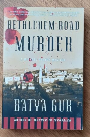 5a2. Livro em inglês Bethlehem road murder Muchael Ohayon mystery.