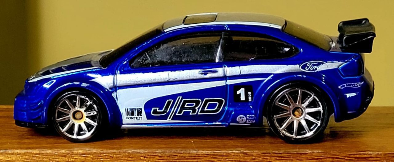 | Casa do Colecionador Hot Wheels 2008 Ford Focus™ J/RD Racing Azul (1ª Edição)