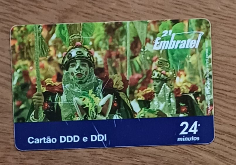| Casa do Colecionador 5b3. Cartão telefone Brasil Embratel 2002. Carnaval cena em verde 24 minutos.