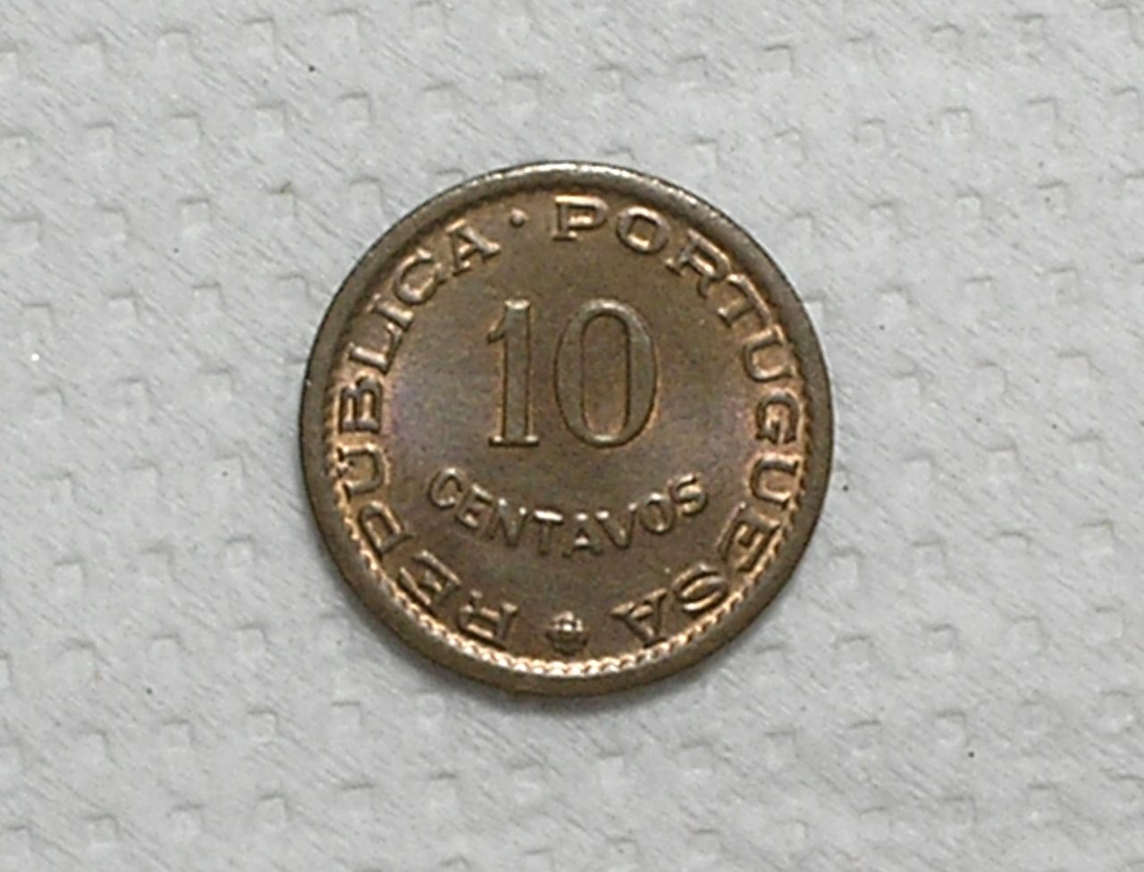 | Casa do Colecionador Moçambique) 10 Centavos - 1961 / 16mm / Sob / Bronze / box63