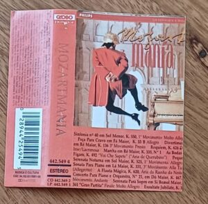 5c4. Capa da fita k7 Mozart mania sem a fita.
