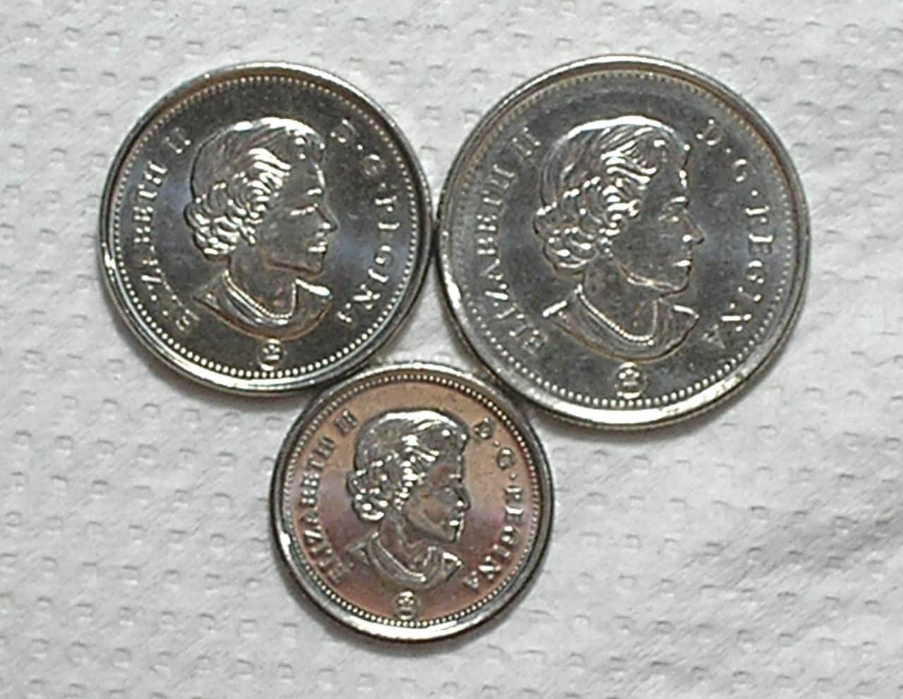 | Casa do Colecionador Canada) 5 - 10 - 25 Cents - 2016 / Fc / Co/Ni / box59