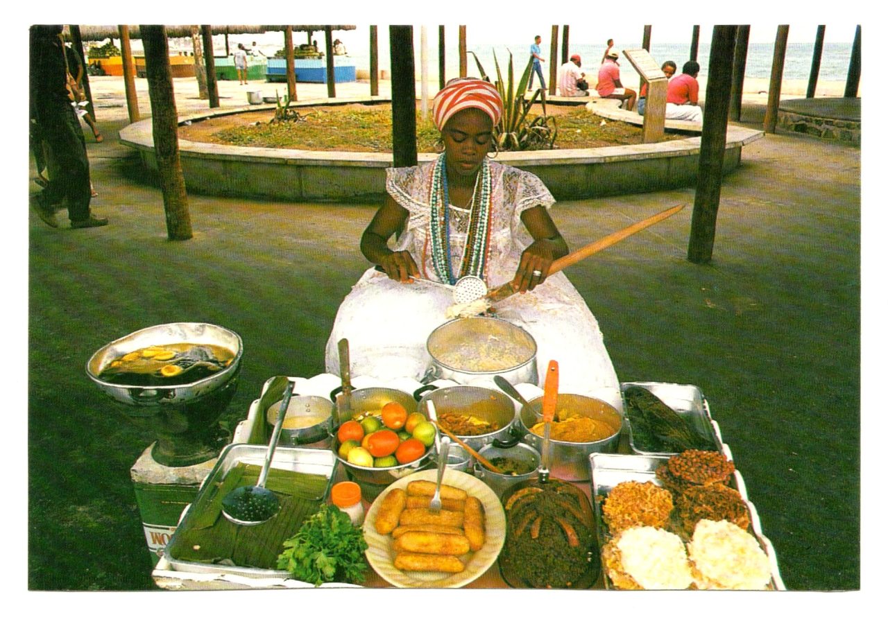 | Casa do Colecionador Cartão Postal Baiana do Acarajé - Salvador - Bahia - Anos 90