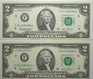 Estados Unidos / 2 Dollars - 2003-a / Flor de Estampa / Selo Verde - Letra F / Jefferson - Duas cédulas 8088-8089