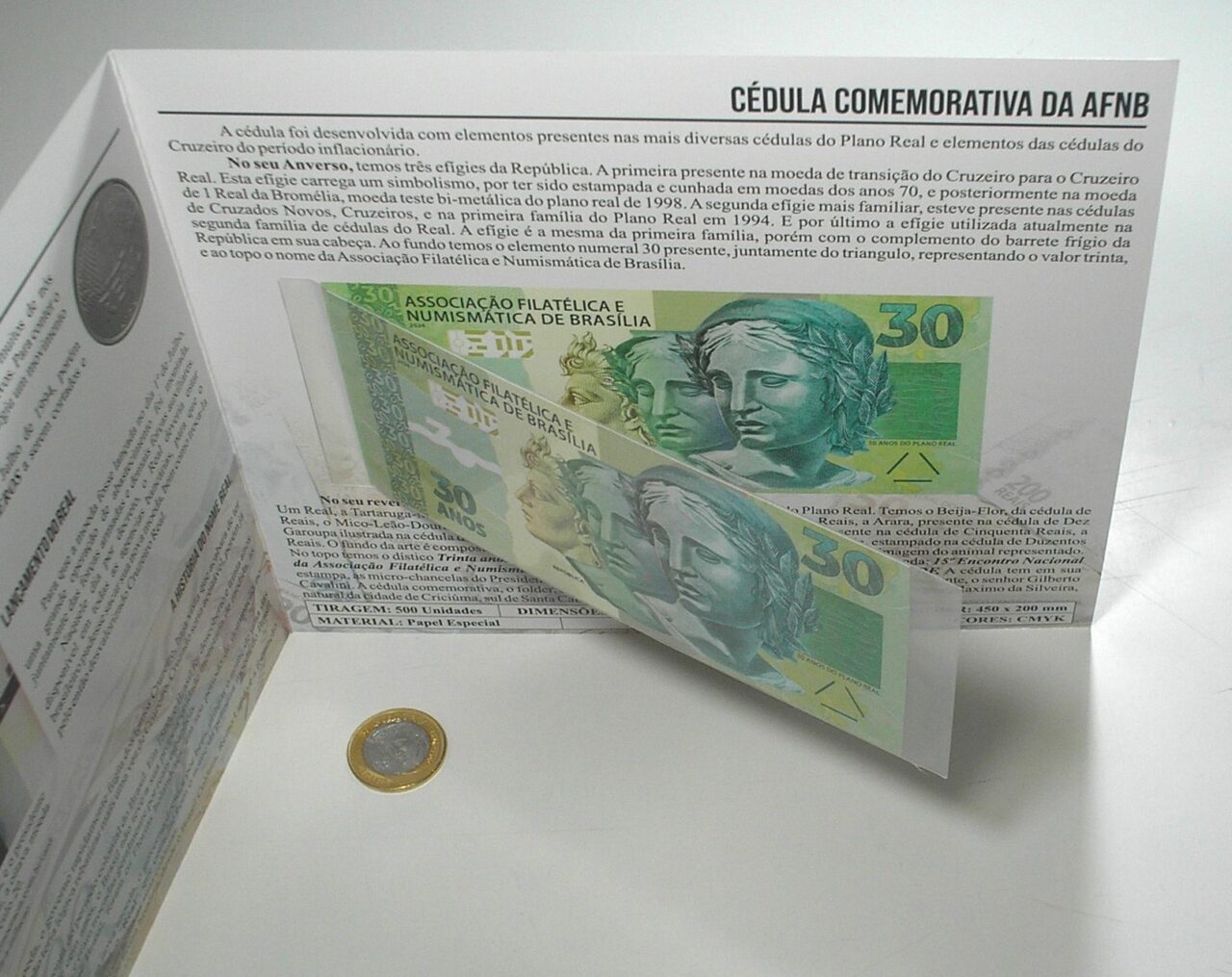 | Casa do Colecionador . Folder com Cédula e Moeda da Associação Numismática e Filatélica de Brasília Representando os 30 anos do Plano Real - 1994 a 2024 / Flor de Estampa e Flor de Cunho