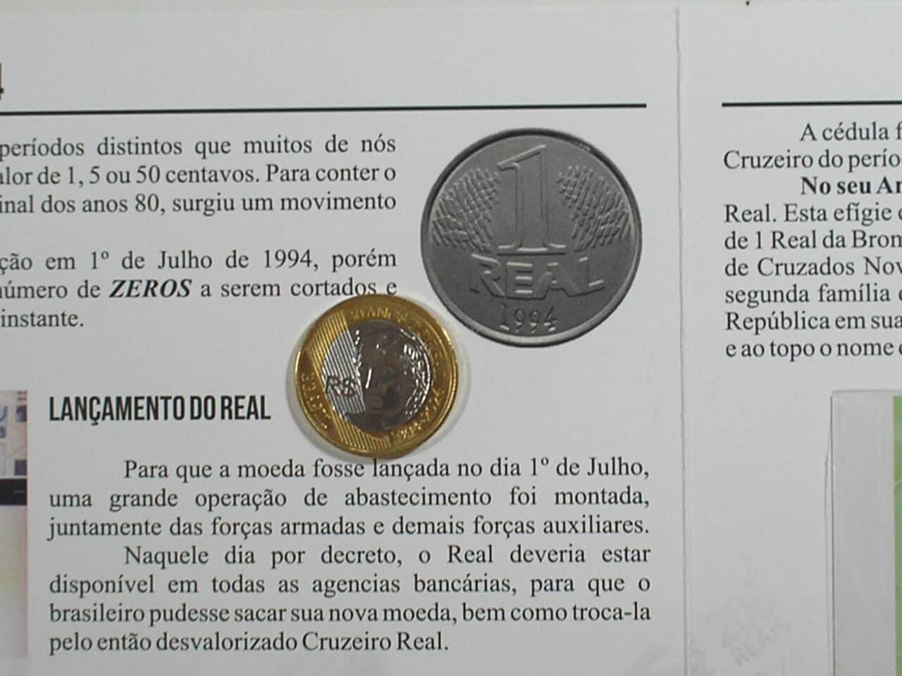 | Casa do Colecionador . Folder com Cédula e Moeda da Associação Numismática e Filatélica de Brasília Representando os 30 anos do Plano Real - 1994 a 2024 / Flor de Estampa e Flor de Cunho