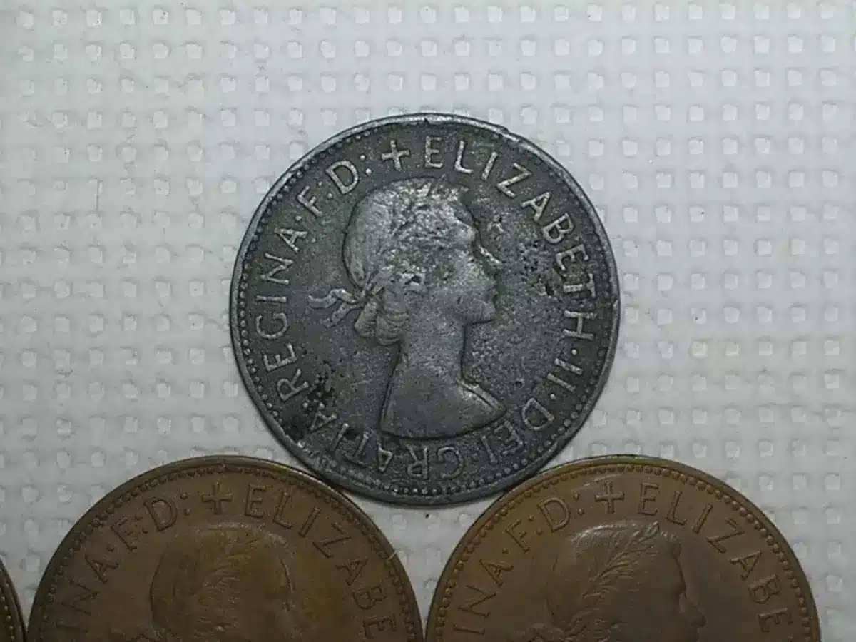 | Casa do Colecionador Inglaterra) 1 Penny - 1961 / 1962 / 1962-falsa da época / 1964 / 1965 / 1966 / 1967 - Bronze / m510