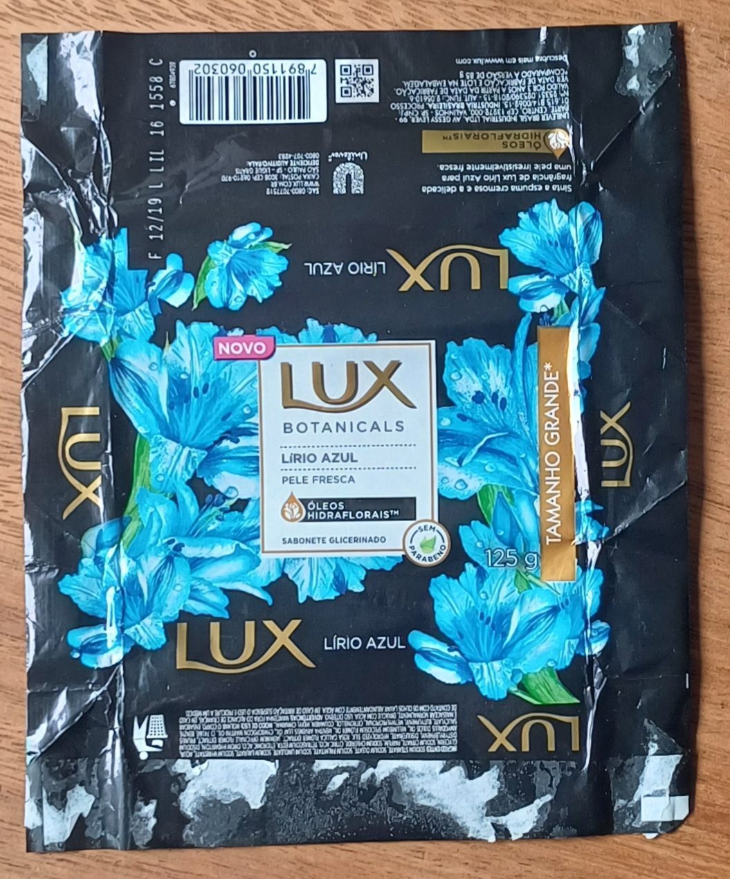 | Casa do Colecionador 5ab. Embalagem de papel Sabonete Lux Botanicals 125 g. Lírio Azul.