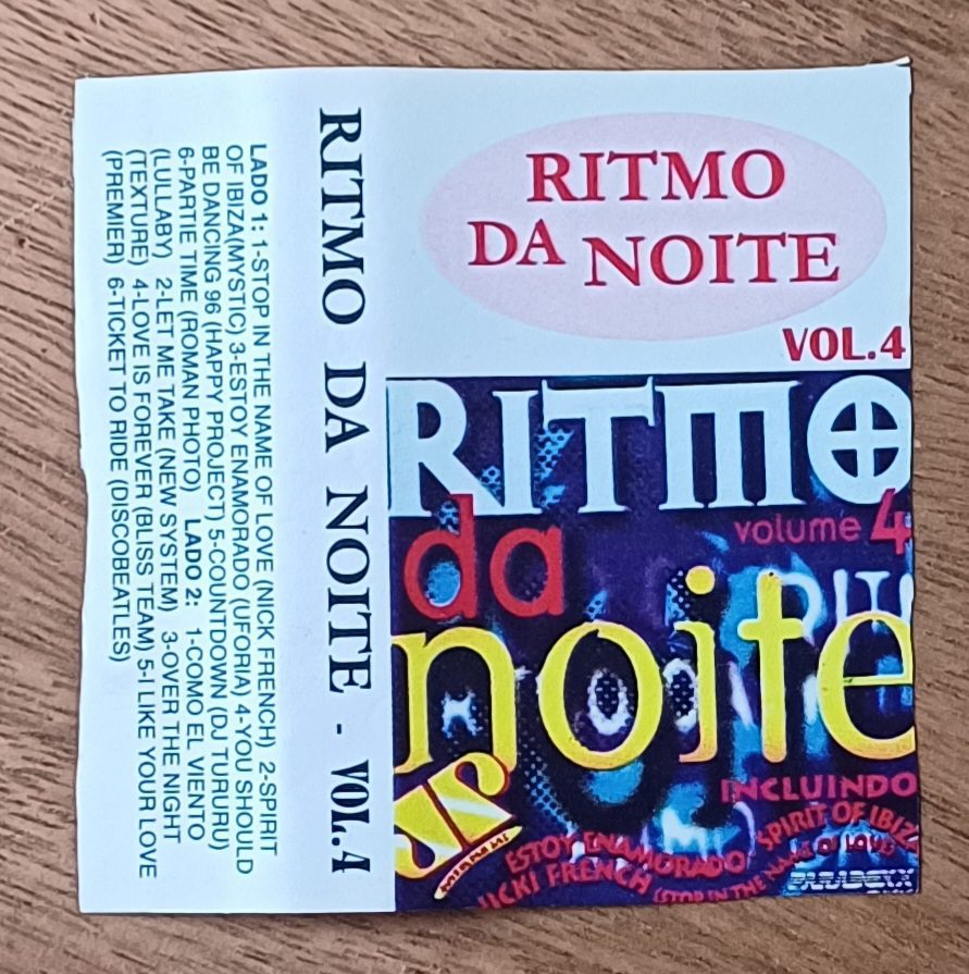 | Casa do Colecionador 25ma. Capa da fita k7 Ritmo da noite vol 4. Sem a fita