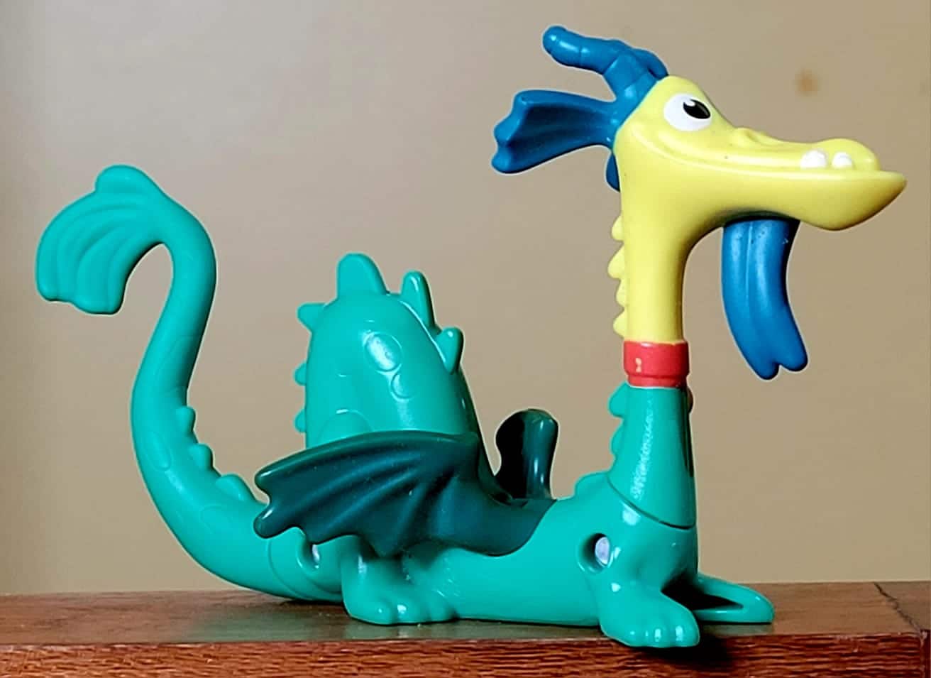 | Casa do Colecionador Brinquedo McDonald's - Disney Pixar Dois Irmãos – Dragão Manticora – 2020