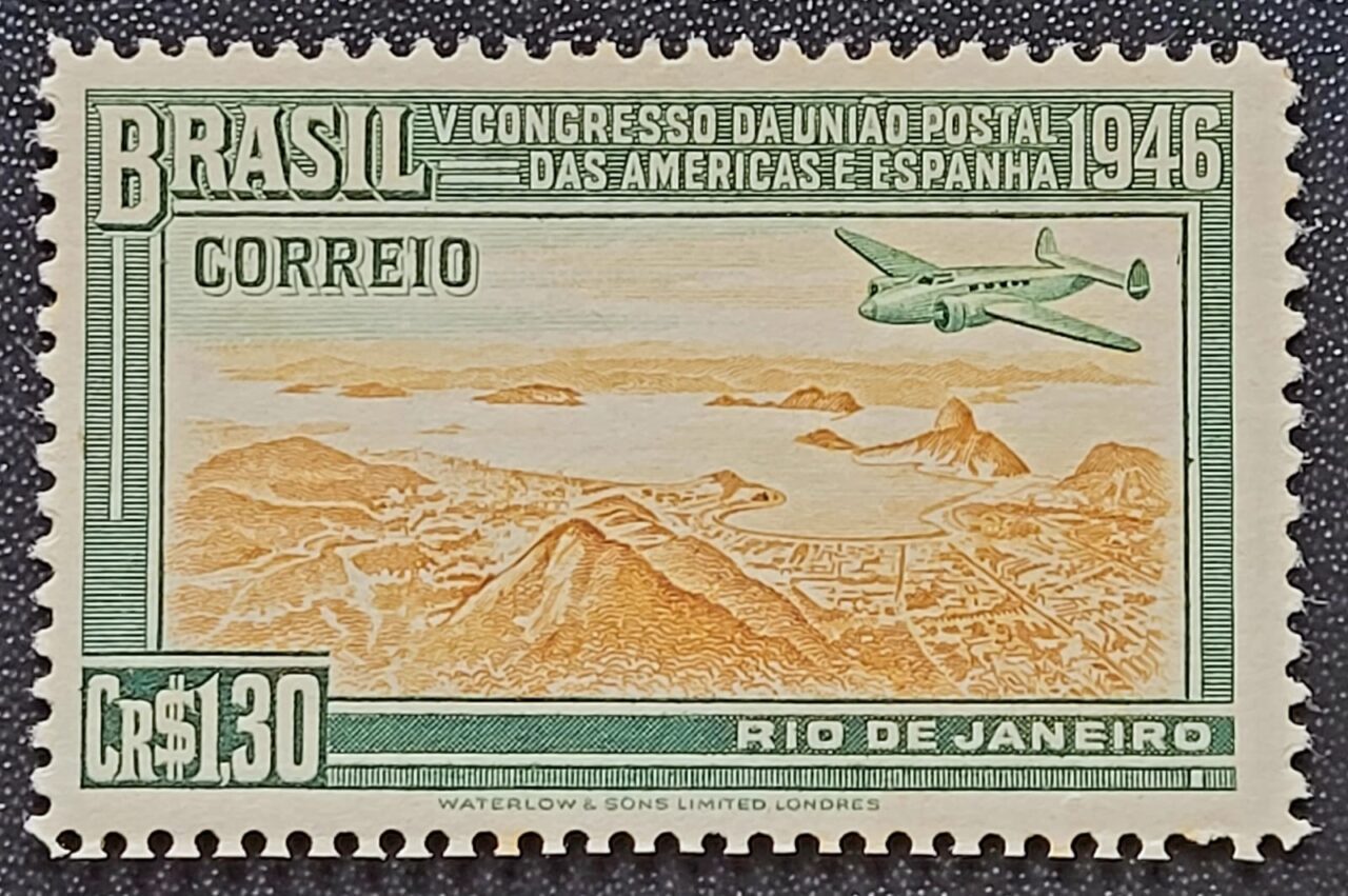 | Casa do Colecionador Comemorativos - RHM C0216 (Novo com Goma) 5º Congresso da União Postal das Américas e Espanha - 02/09/1946