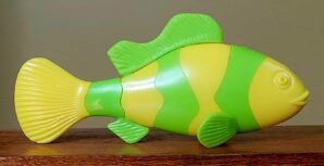 Kinder Ovo - K94 Nº 14 - Peixe Articulado Verde e Amarelo - Série Montáveis - Rara e Clássica - 1994