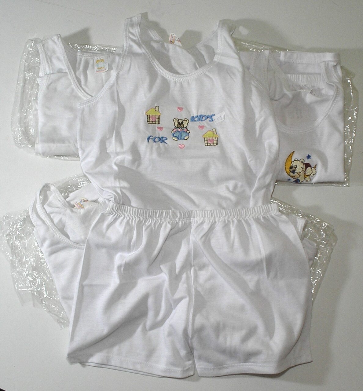| Casa do Colecionador 5 Conjunto de passeio duas peças menino, bordados com tema de Ursinho, Veste 6 meses a 1 ano, Polieste e viscose