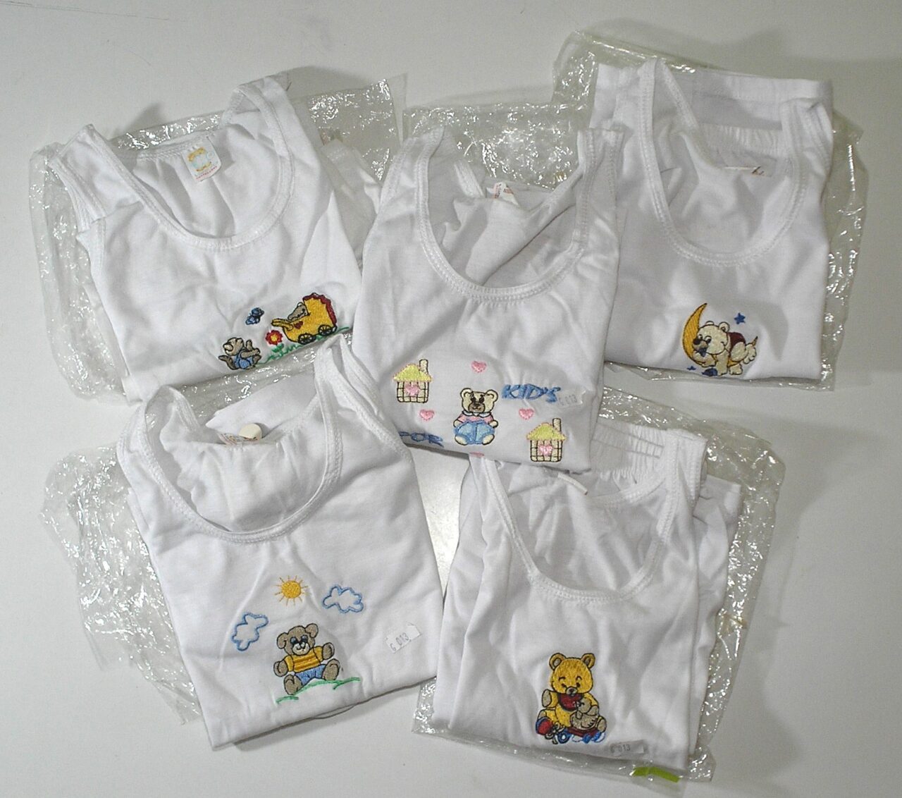 | Casa do Colecionador 5 Conjunto de passeio duas peças menino, bordados com tema de Ursinho, Veste 6 meses a 1 ano, Polieste e viscose