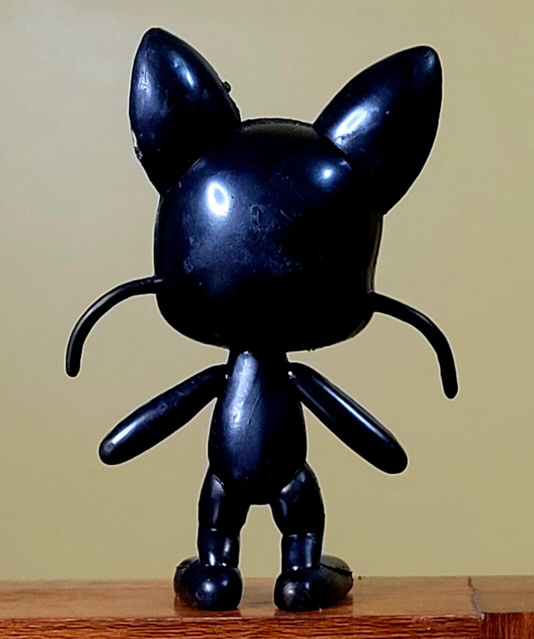 | Casa do Colecionador Boneco Plagg Miraculous Ladybug Miniatura 9cm Rigida