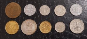 Moedas do mundo 10 Moedas de 10 países diferentes Sku 2139
