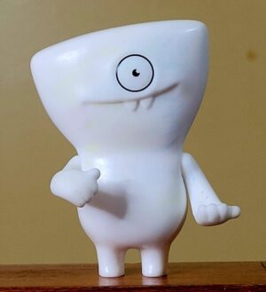 Brinde McDonald’s 2019 – Boneco UglyDolls Branco – Colecionável Original